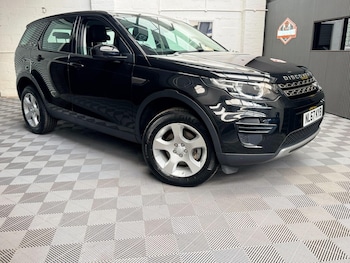 Used Land Rover Discovery Sport 2017 for sale - 78438896: Photo
