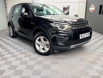 Used Land Rover Discovery Sport 2017 for sale - 78438896: Photo