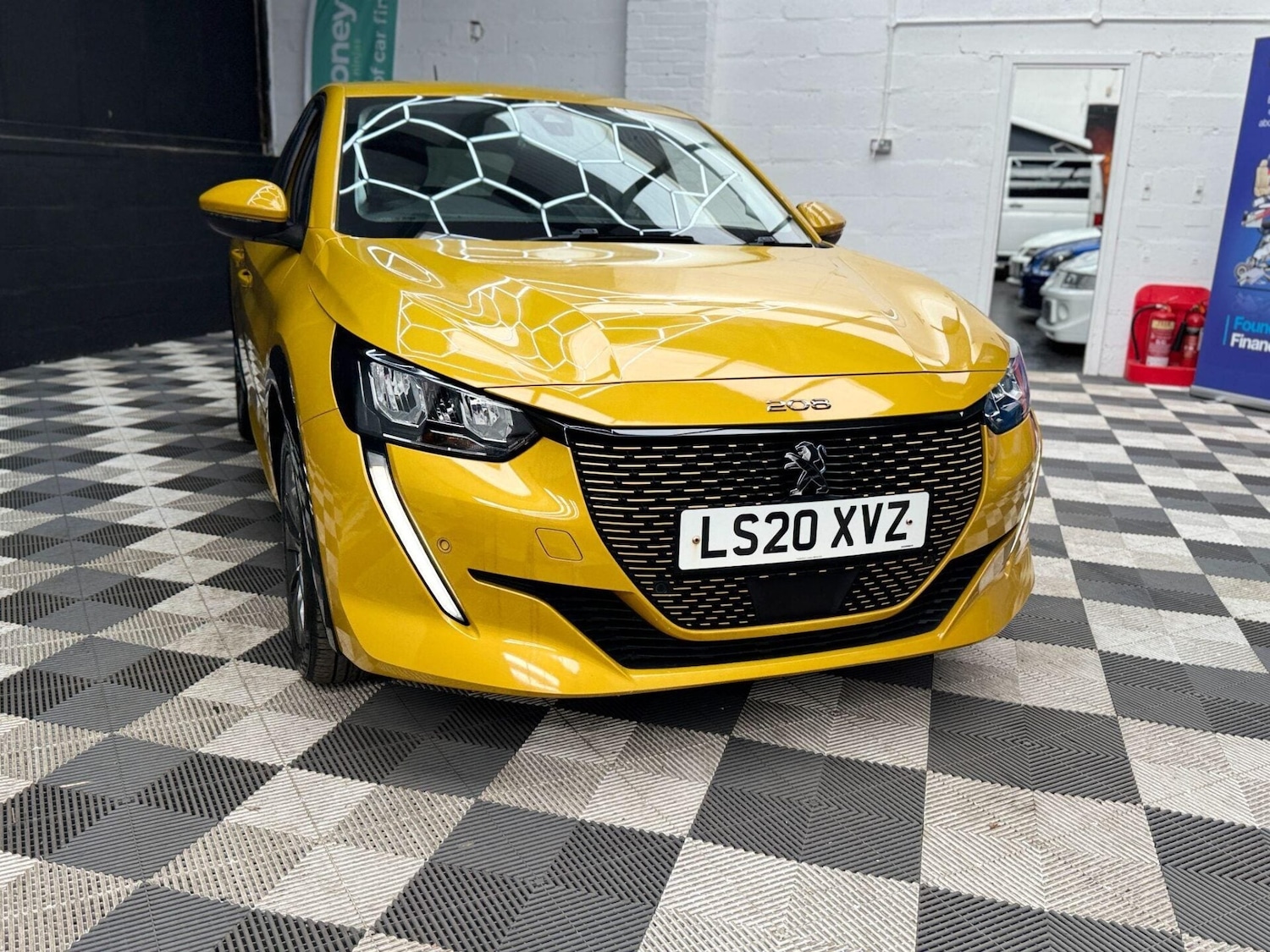 Used Peugeot 208 2020 for sale - 77878007: Photo 2