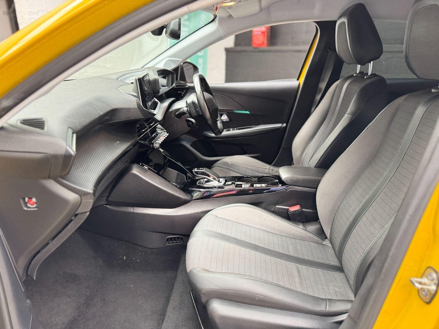 Used Peugeot 208 2020 for sale - 77878007: Photo 42