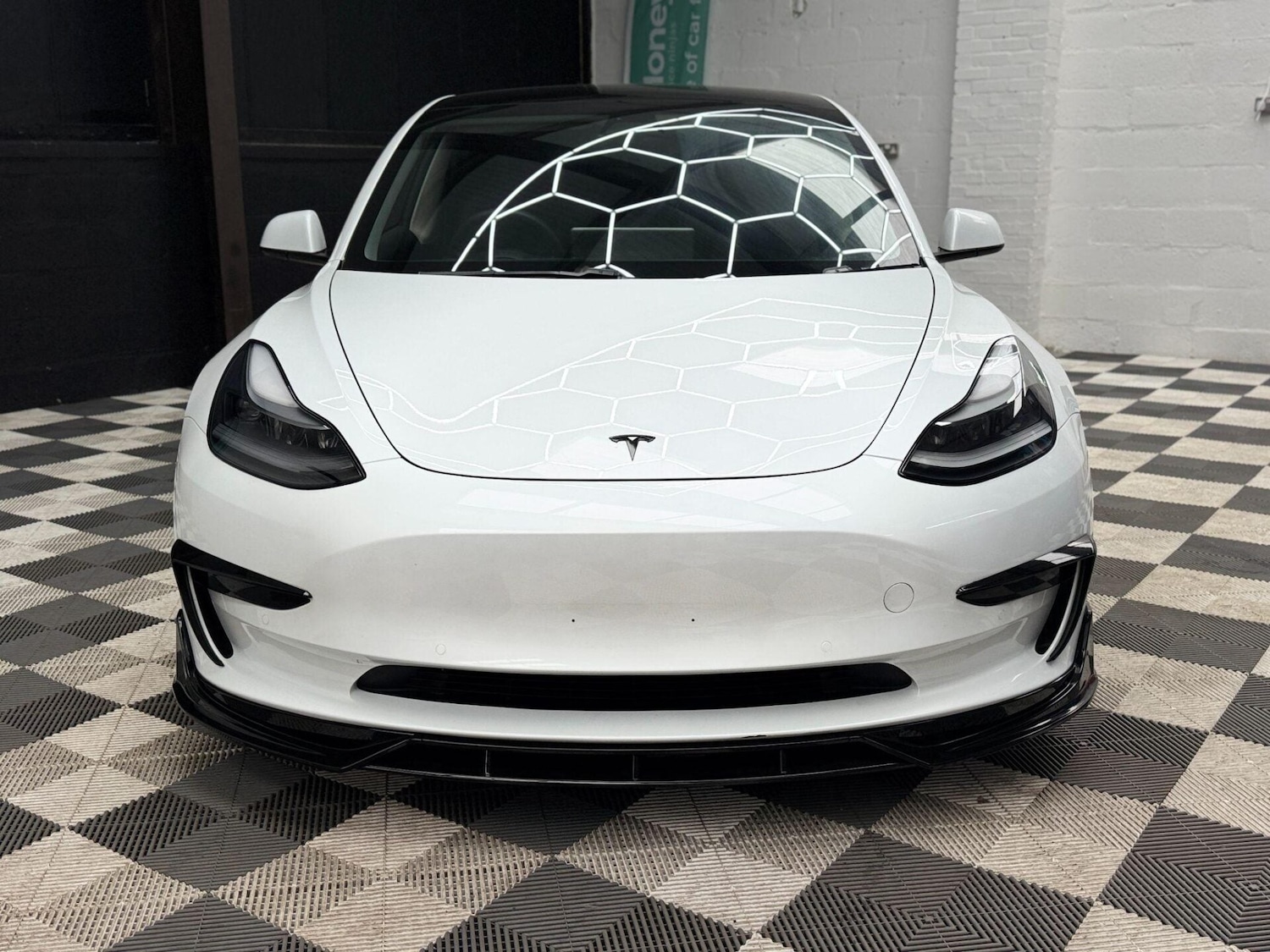 Used Tesla Model 3 2021 for sale - 77878048: Photo 2