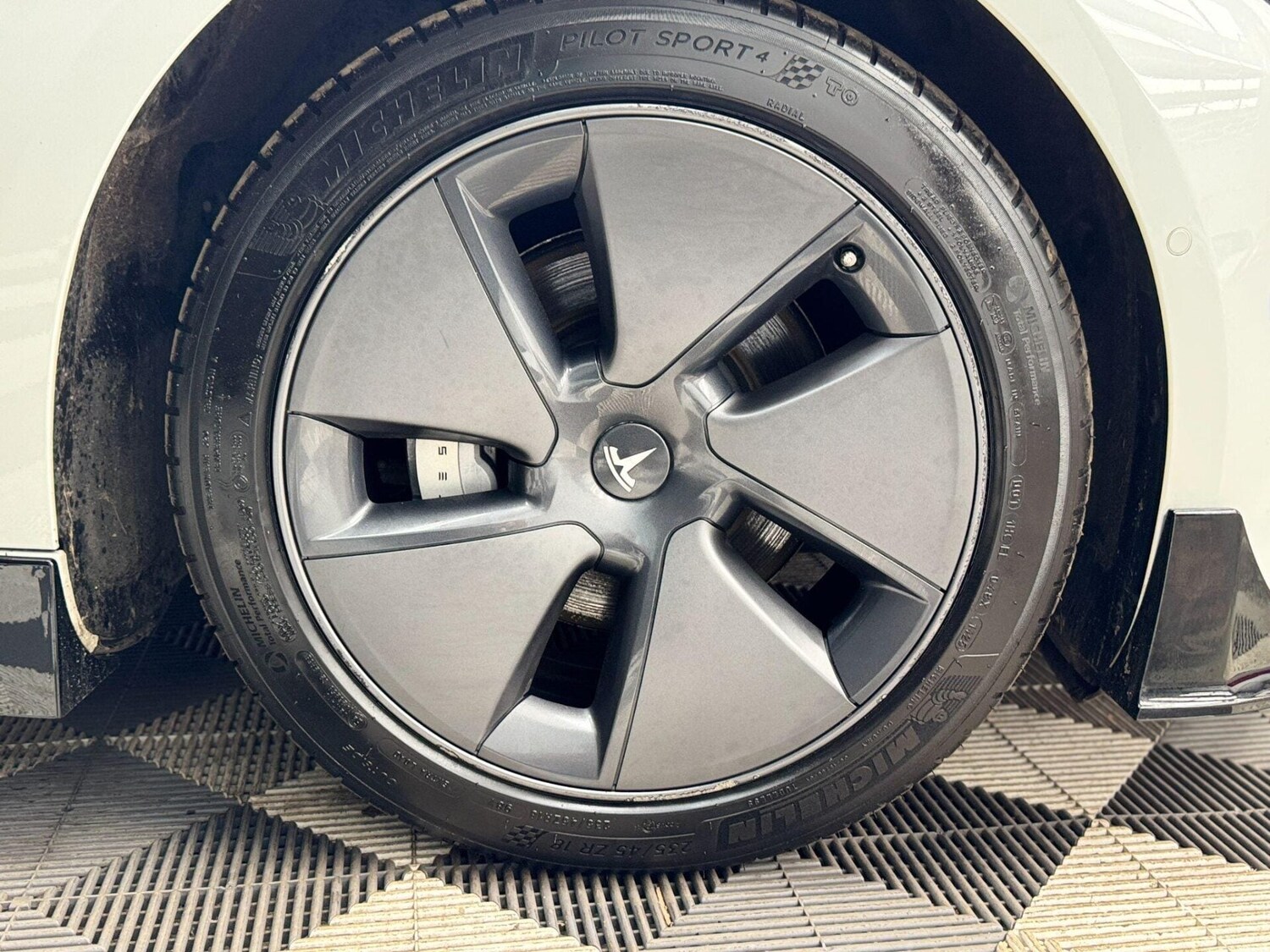 Used Tesla Model 3 2021 for sale - 77878048: Photo 21