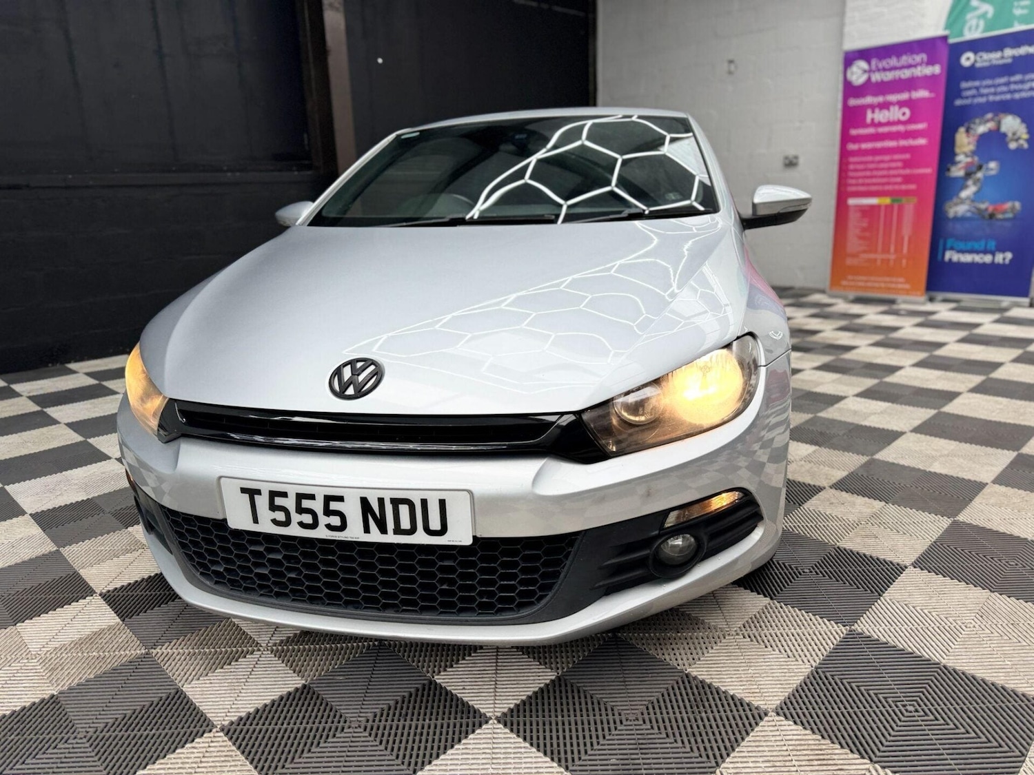 Used Volkswagen Scirocco 2013 for sale - 77878029: Photo 2