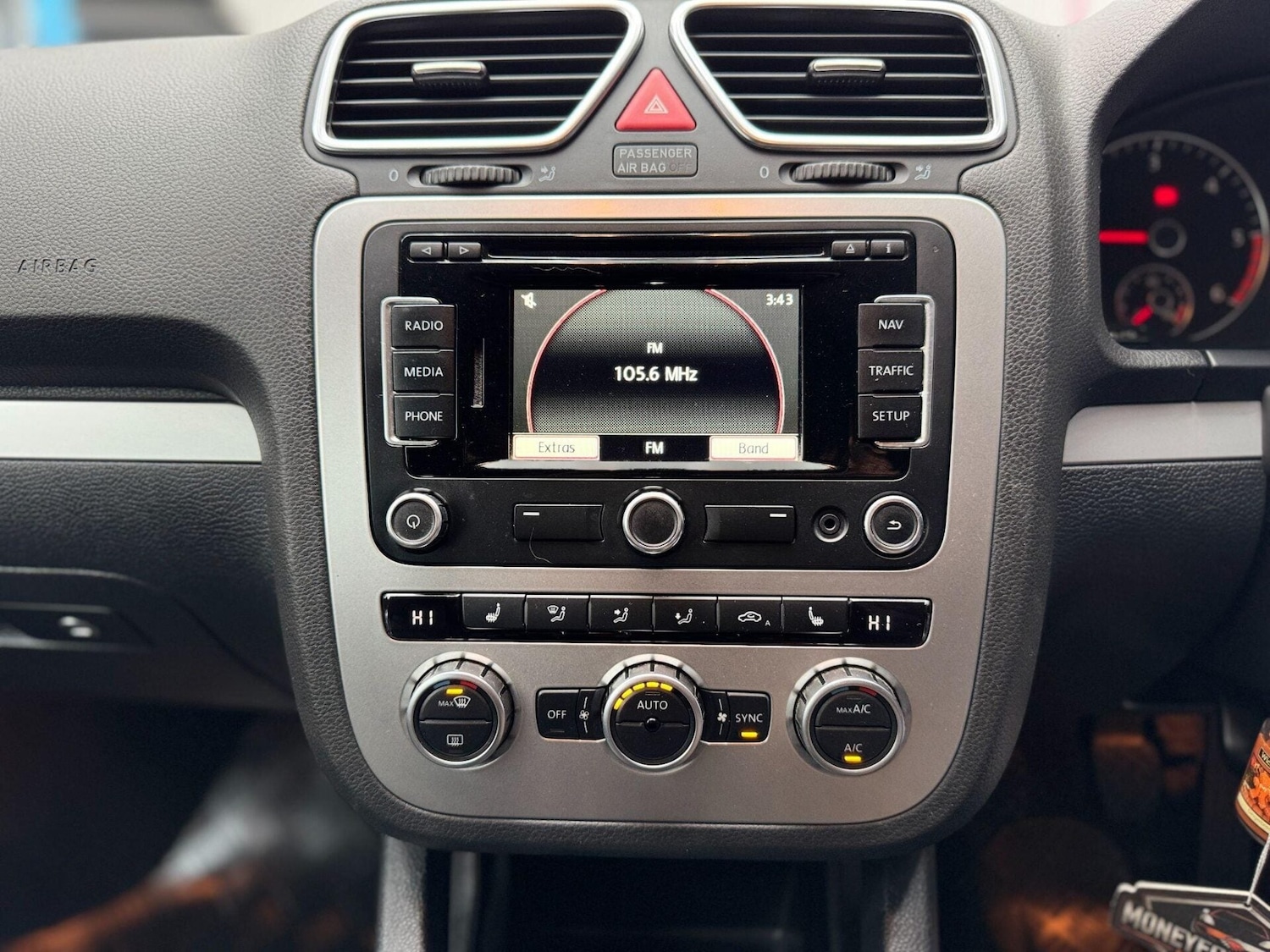 Used Volkswagen Scirocco 2013 for sale - 77878029: Photo 37