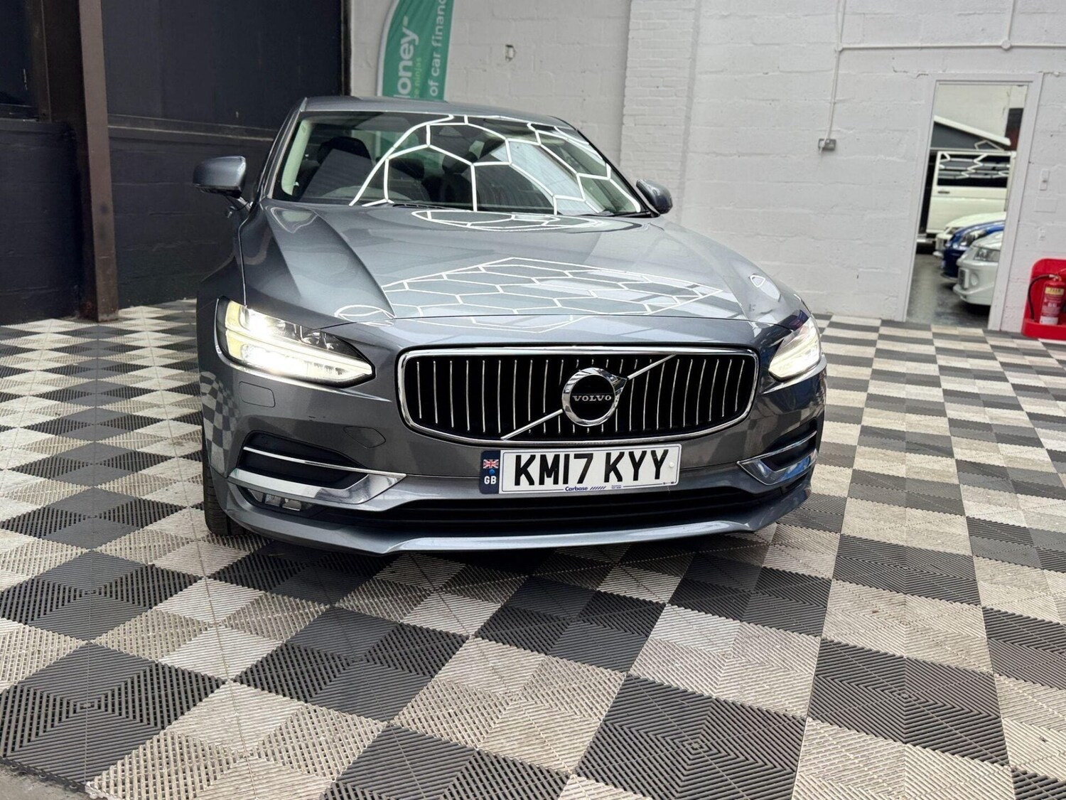 Used Volvo S90 2017 for sale - 77878020: Photo 10