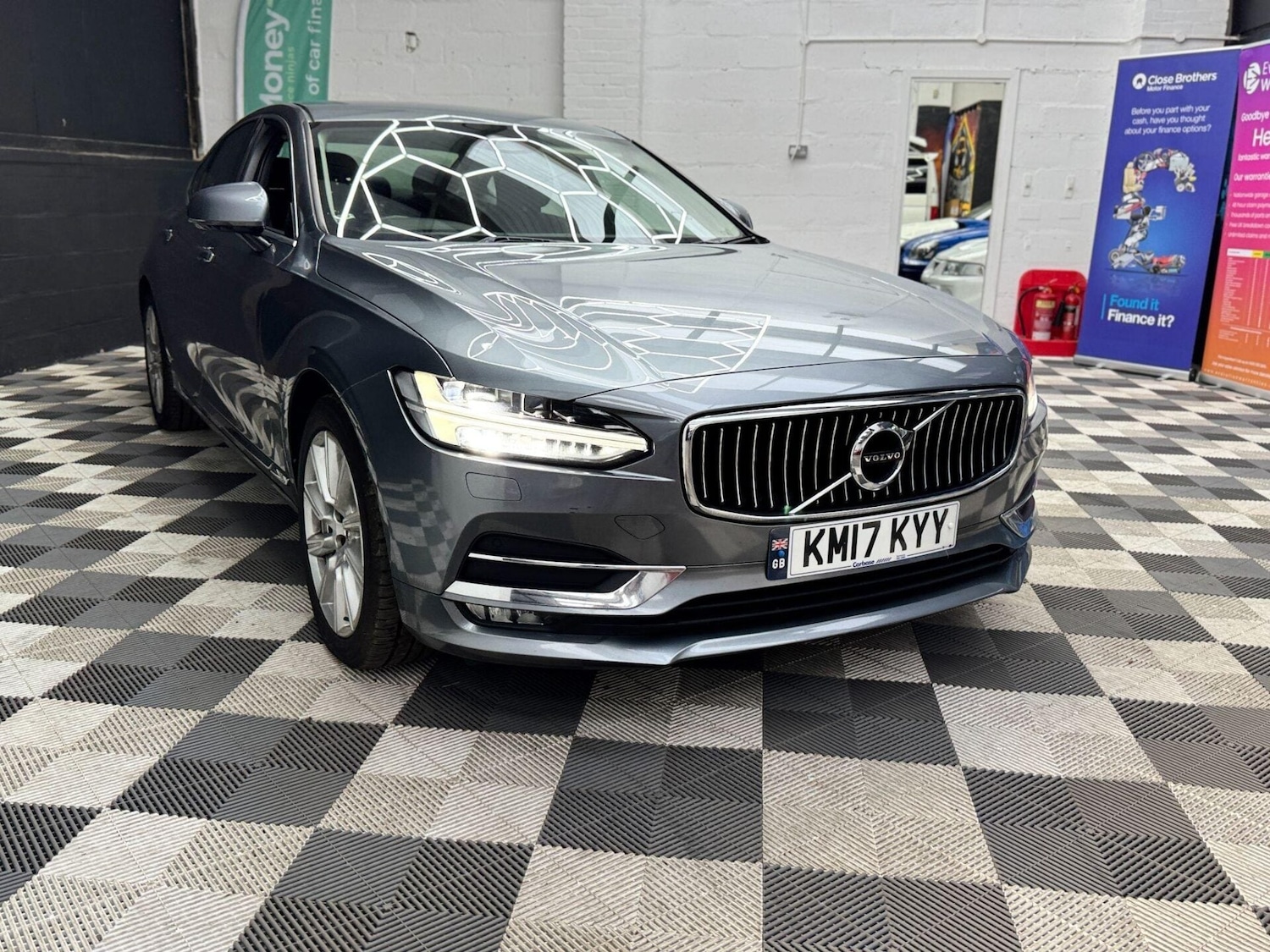 Used Volvo S90 2017 for sale - 77878020: Photo 5