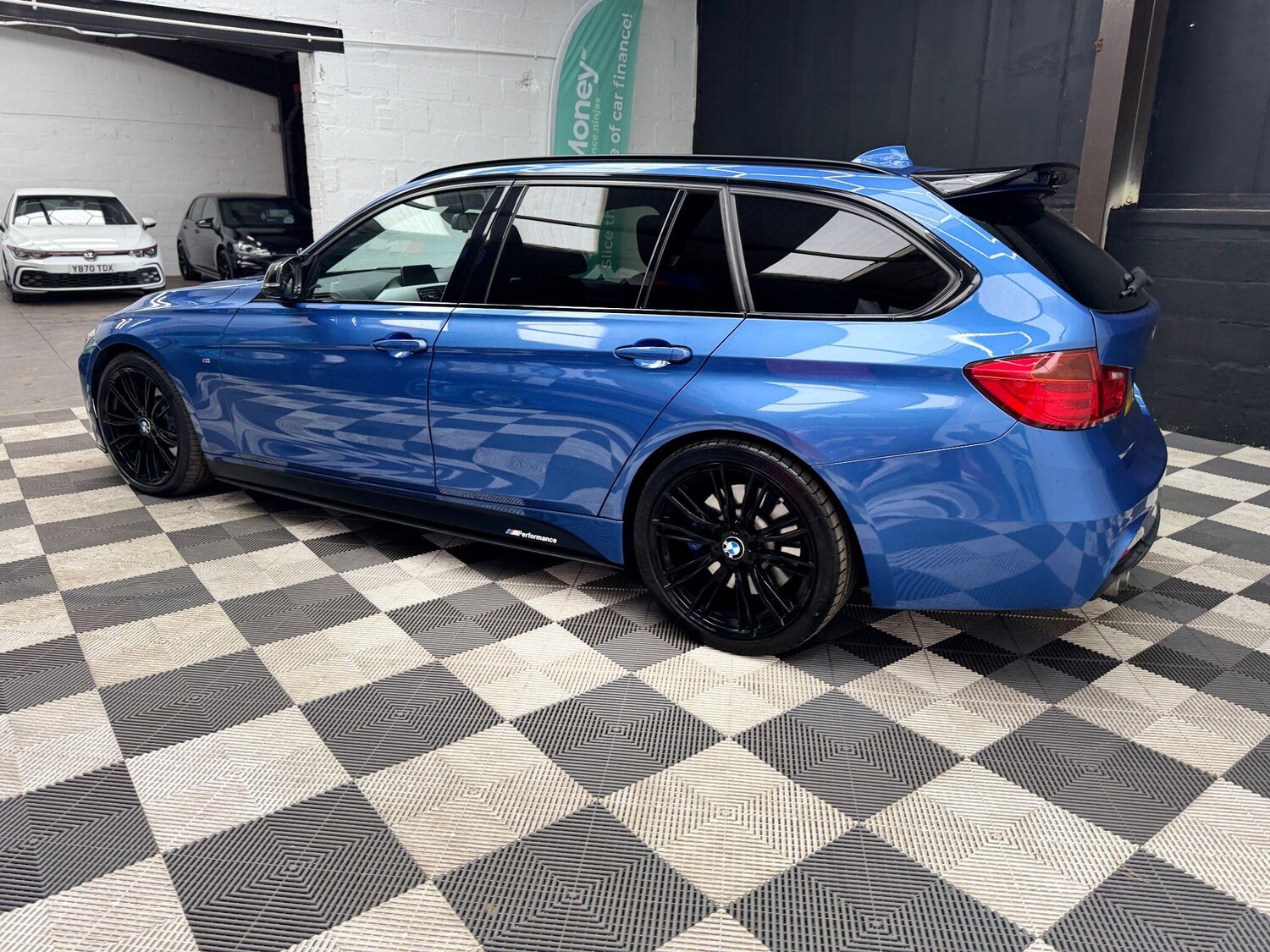 Used BMW 3 Series for sale - 77611402: Photo 19