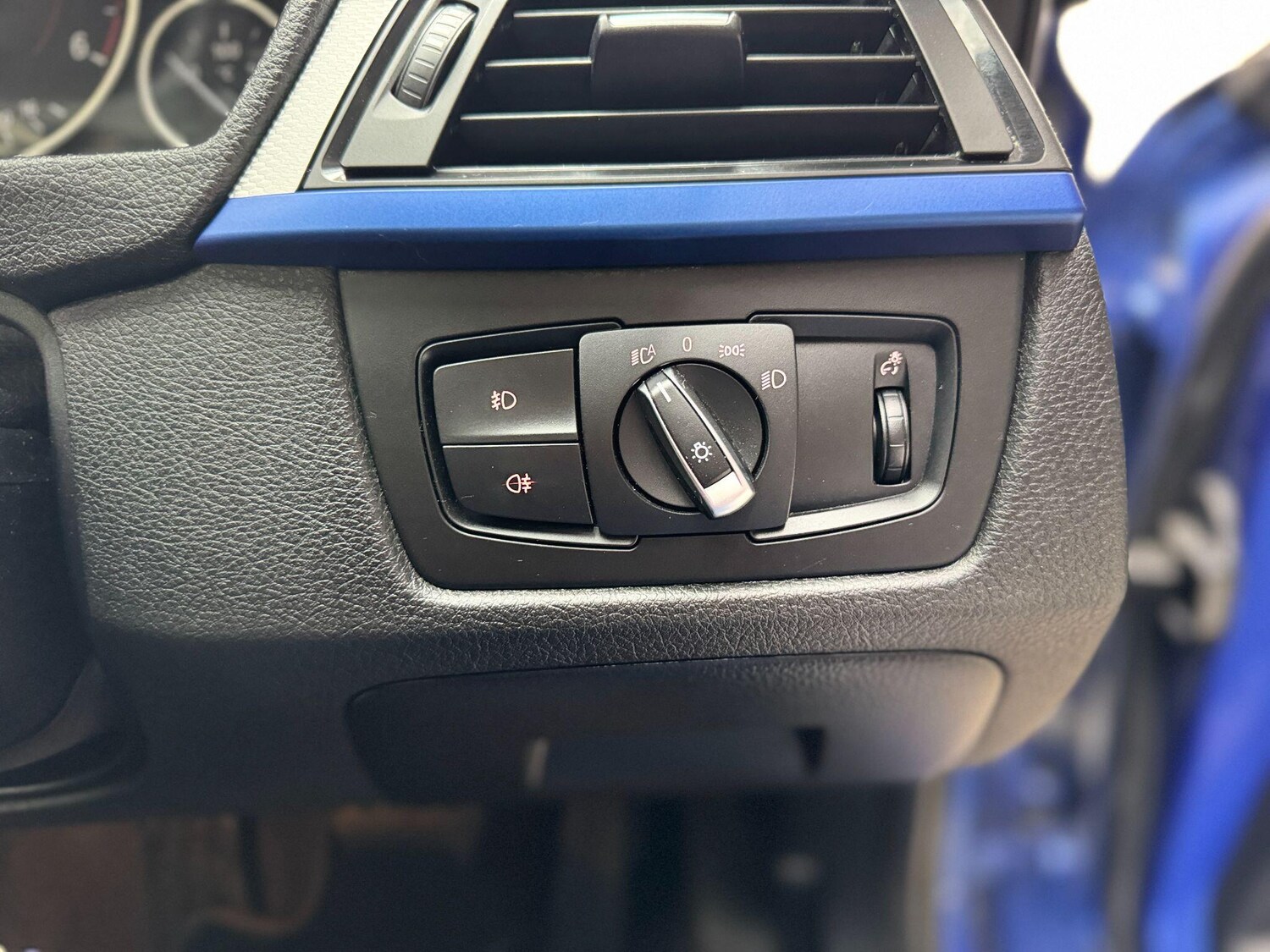 Used BMW 3 Series for sale - 77611402: Photo 37