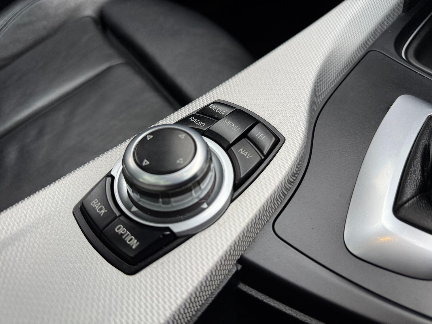 Used BMW 3 Series for sale - 77611402: Photo 39