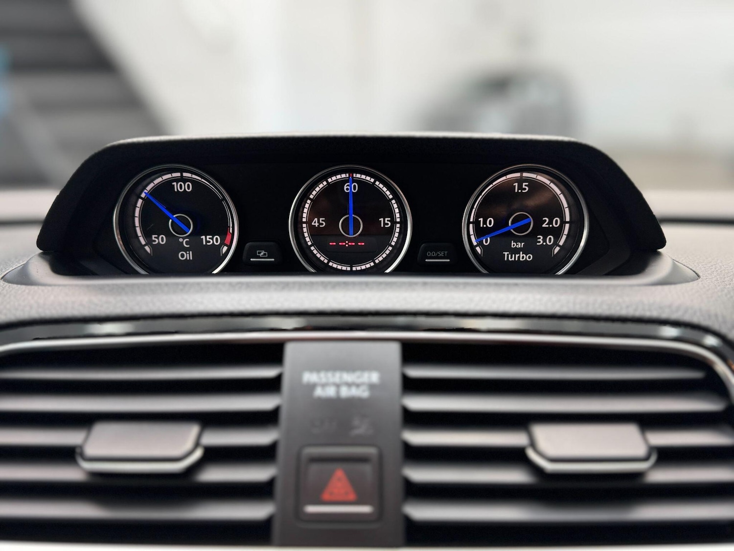 Used Volkswagen Scirocco 2015 for sale - 77611622: Photo 30