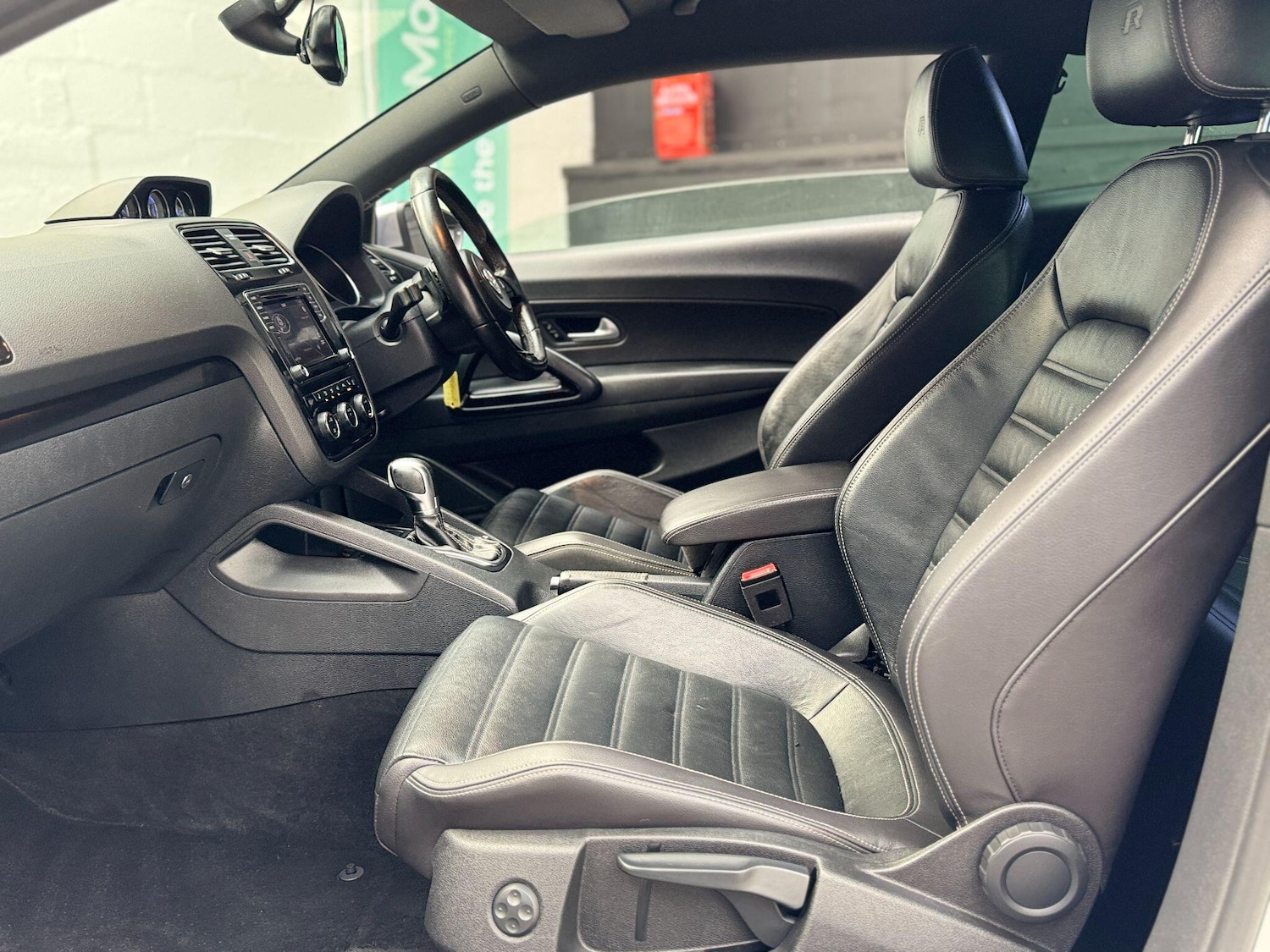 Used Volkswagen Scirocco 2015 for sale - 77611622: Photo 33