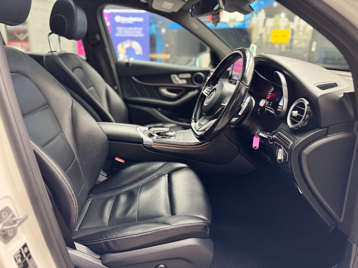 Used Mercedes-Benz GLC 2017 for sale - 77878018: Photo 17