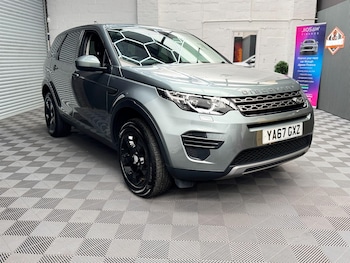 Used Land Rover Discovery Sport 2017 for sale - 79559974: Photo