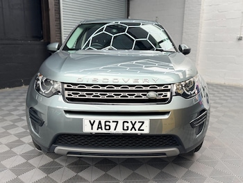 Used Land Rover Discovery Sport 2017 for sale - 79559974: Photo