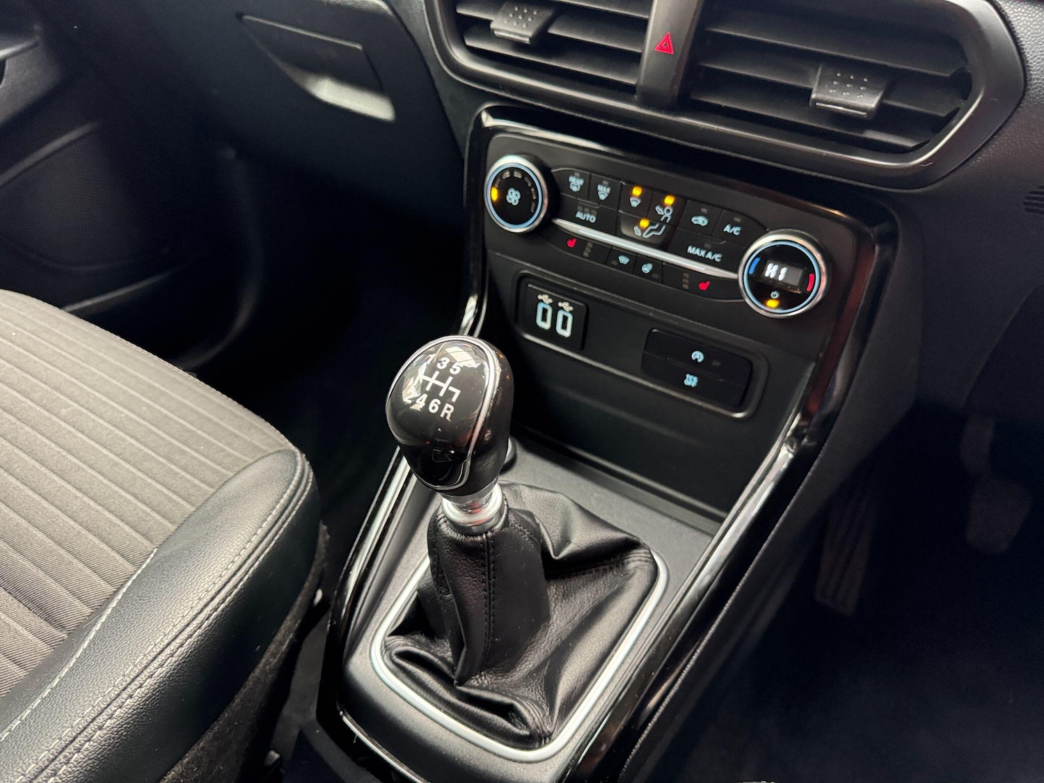 Used Ford Ecosport 2019 for sale - 77611760: Photo 27