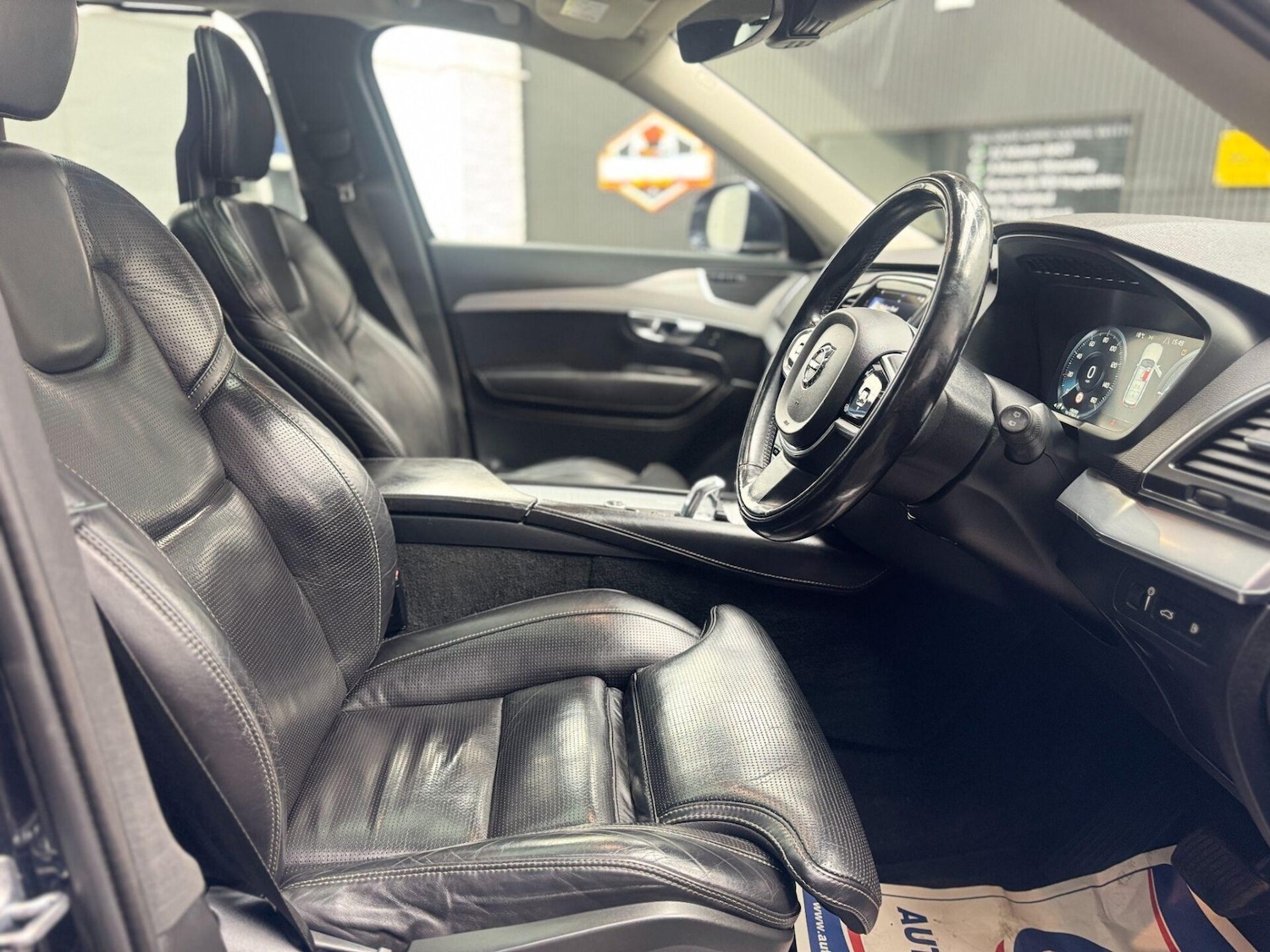 Used Volvo XC90 2016 for sale - 78097929: Photo 30