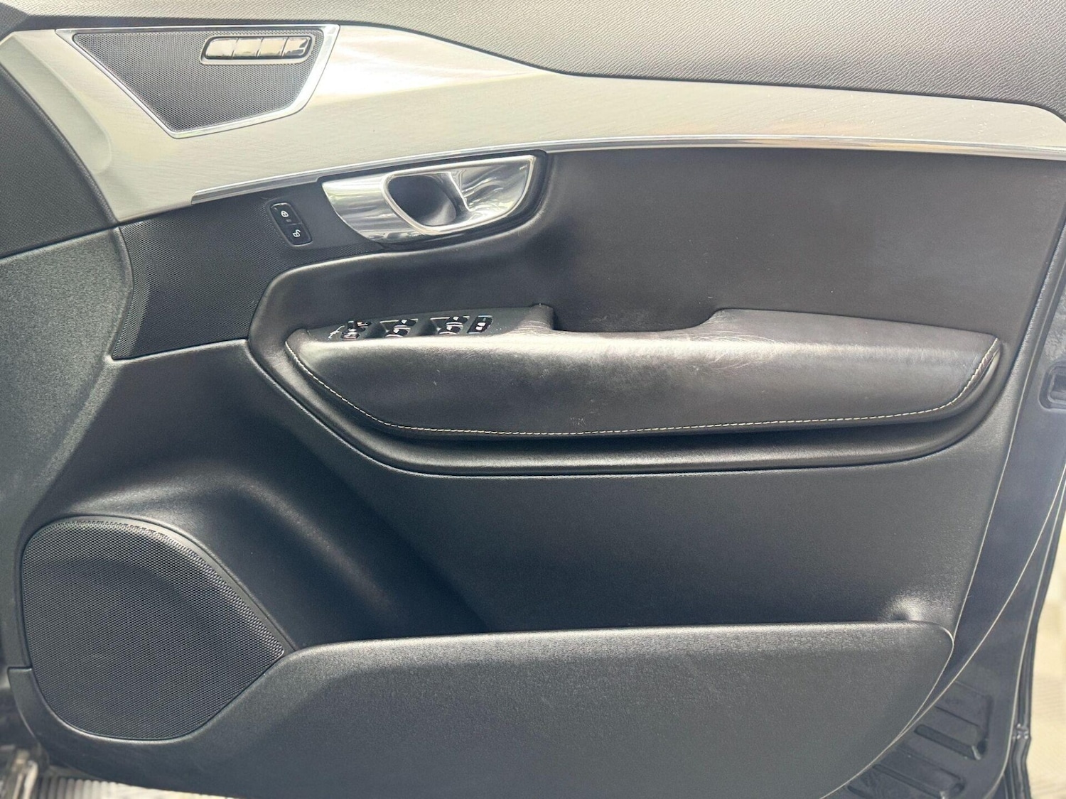 Used Volvo XC90 2016 for sale - 78097929: Photo 47