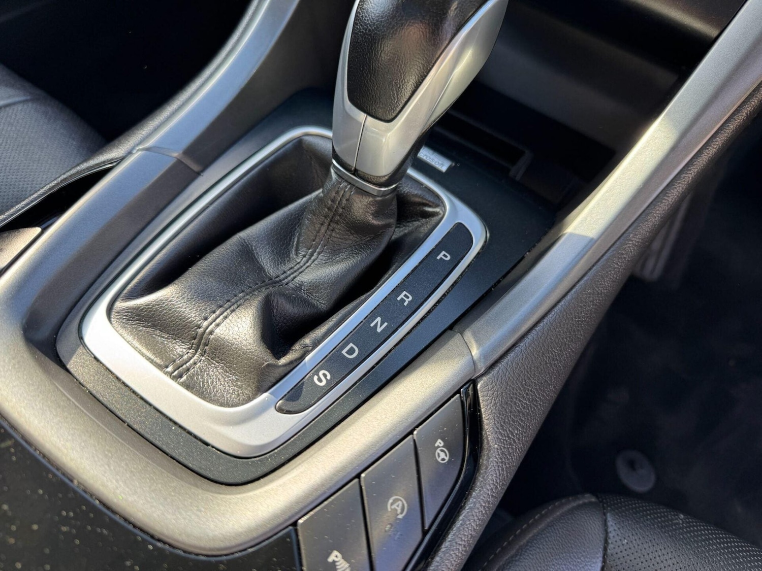 Used Ford Mondeo 2016 for sale - 77919209: Photo 19