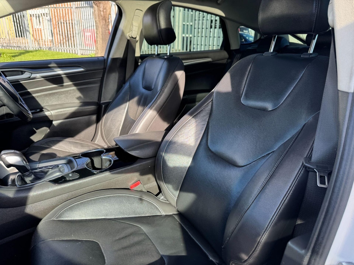 Used Ford Mondeo 2016 for sale - 77919209: Photo 40