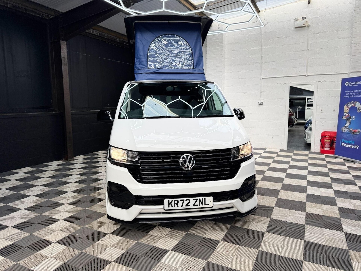 Used Volkswagen Transporter 2023 for sale - 77878037: Photo 10