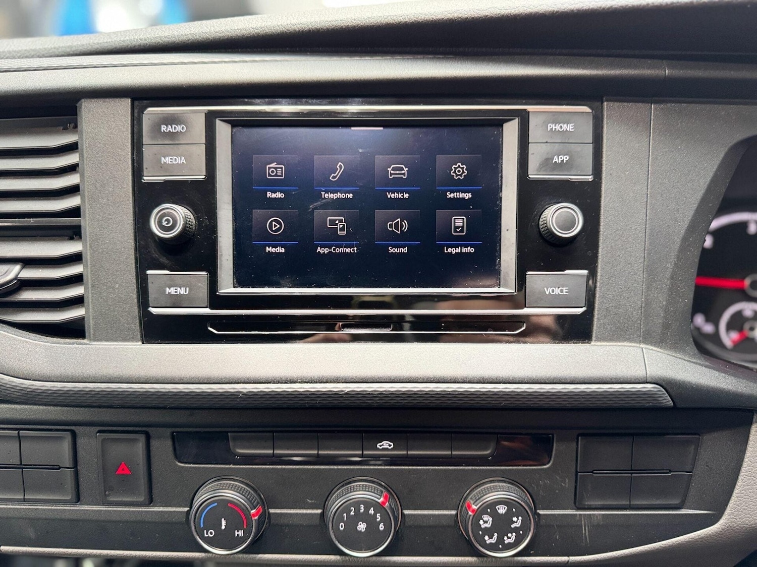 Used Volkswagen Transporter 2023 for sale - 77878037: Photo 28