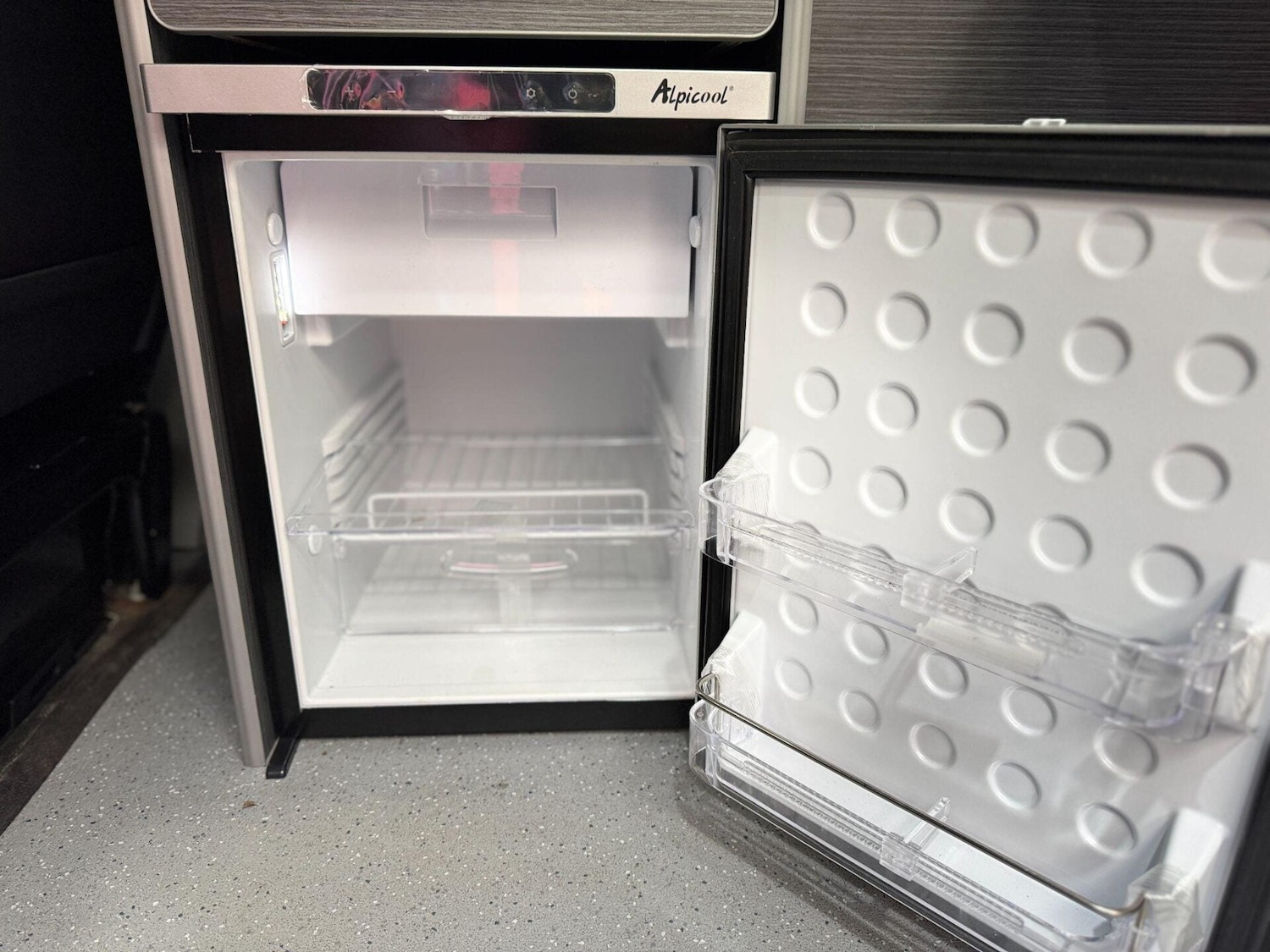 Used Volkswagen Transporter 2023 for sale - 77878037: Photo 31