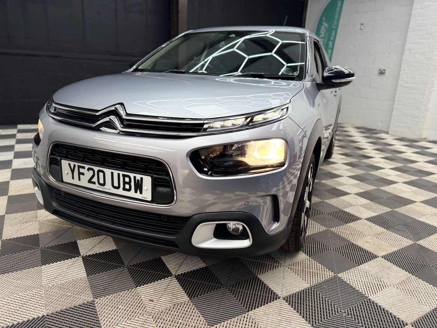 Used Citroen C4 Cactus 2020 for sale - 77612294: Photo 15