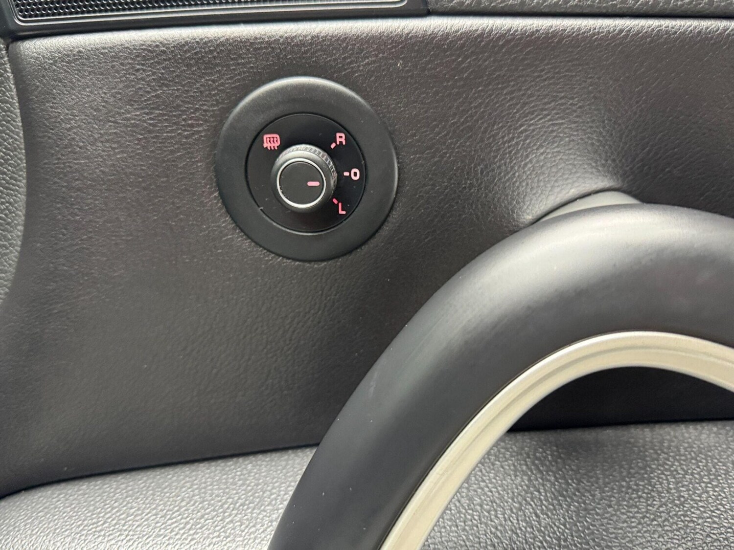 Used Volkswagen Scirocco 2016 for sale - 77878052: Photo 29