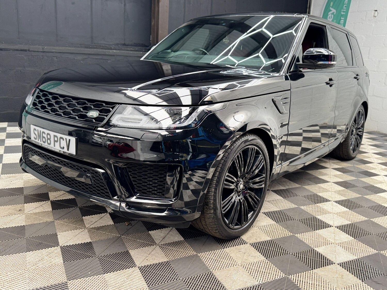 Used Land Rover Range Rover Sport 2018 for sale - 77611638: Photo 11