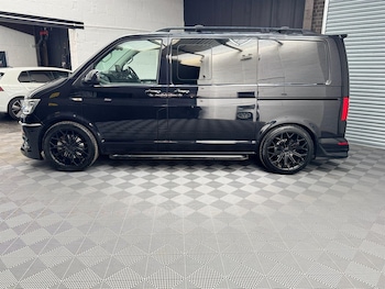 Used Volkswagen Transporter 2019 for sale - 79344019: Photo