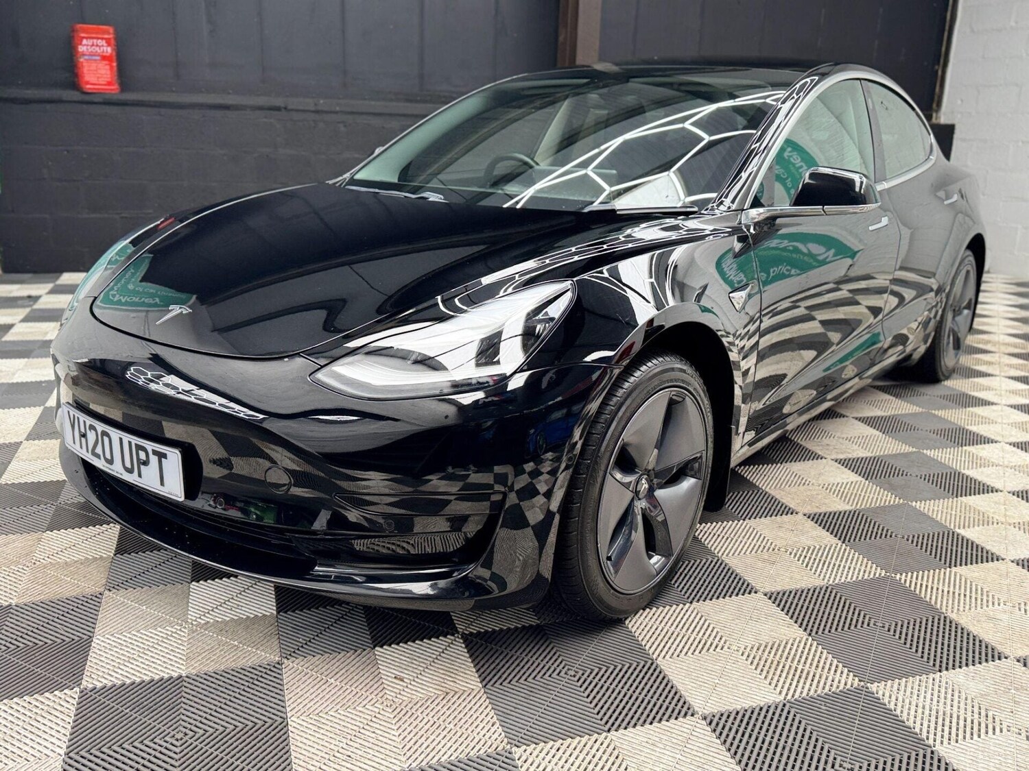 Used Tesla Model 3 2020 for sale - 77877996: Photo 11