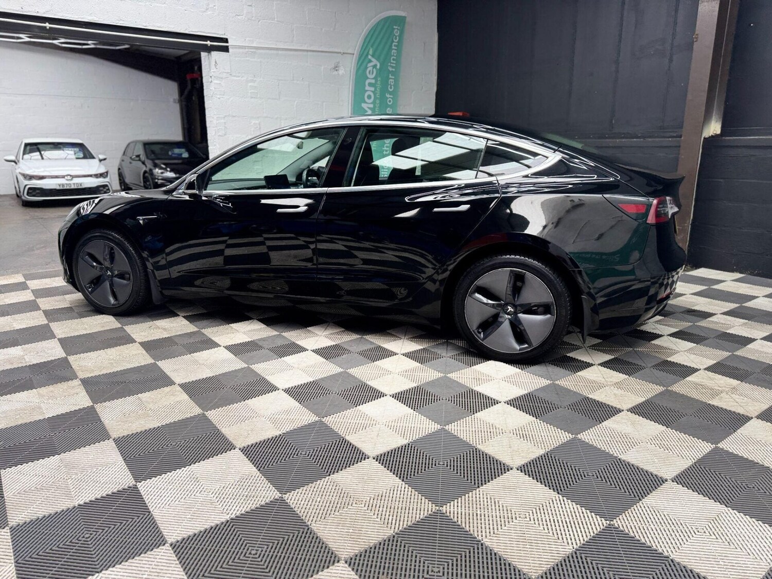 Used Tesla Model 3 2020 for sale - 77877996: Photo 18