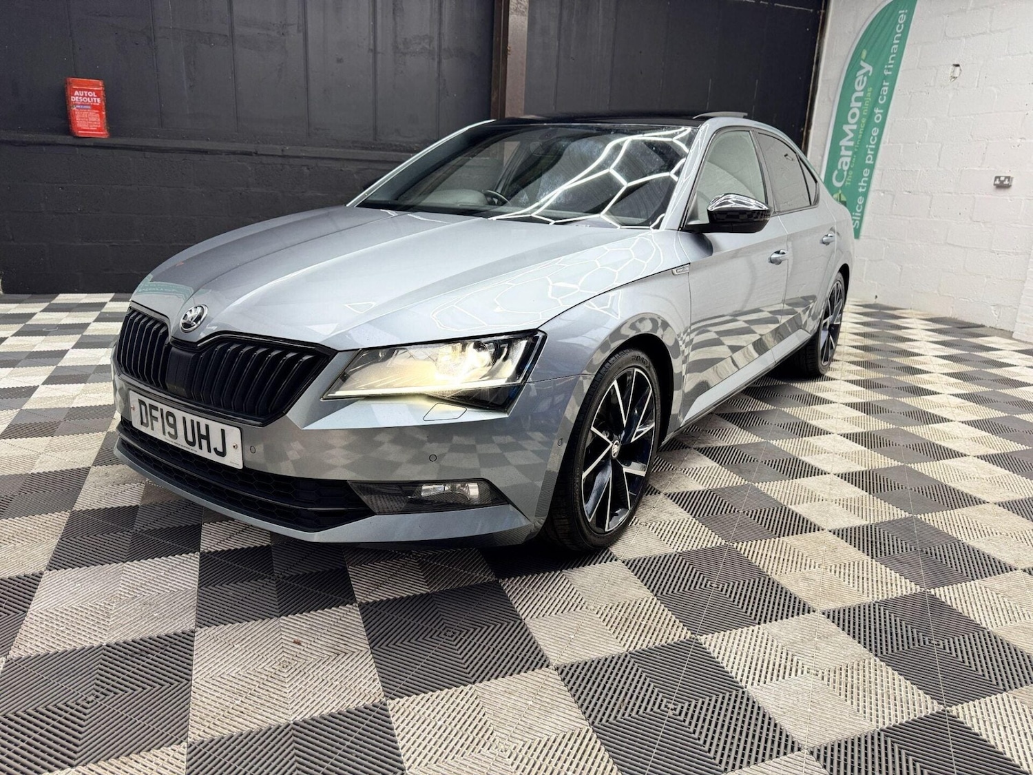 Used Skoda Superb 2019 for sale - 77878003: Photo 16