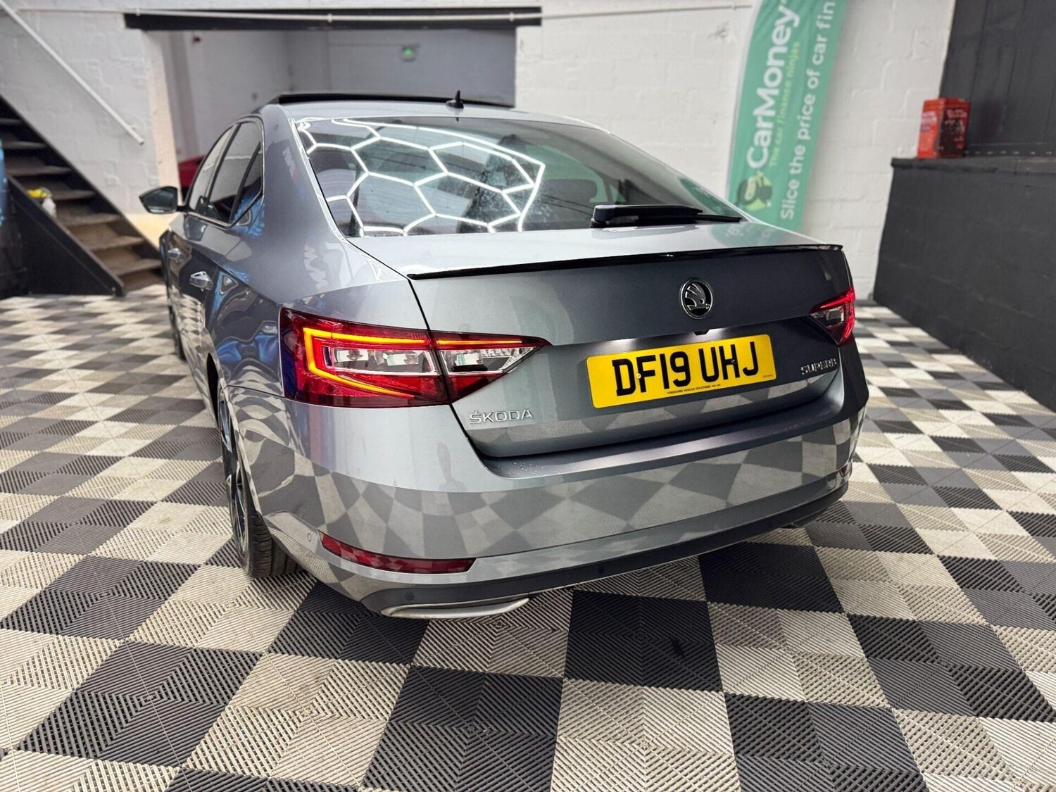 Used Skoda Superb 2019 for sale - 77878003: Photo 18