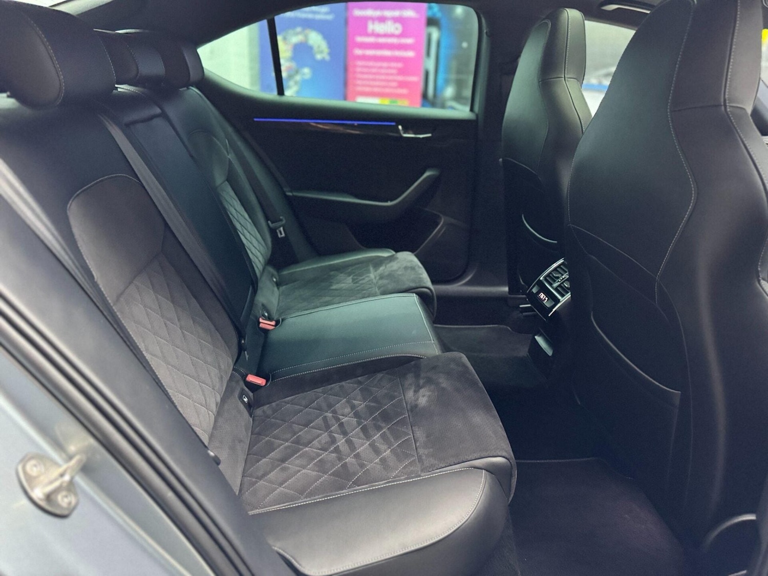 Used Skoda Superb 2019 for sale - 77878003: Photo 37