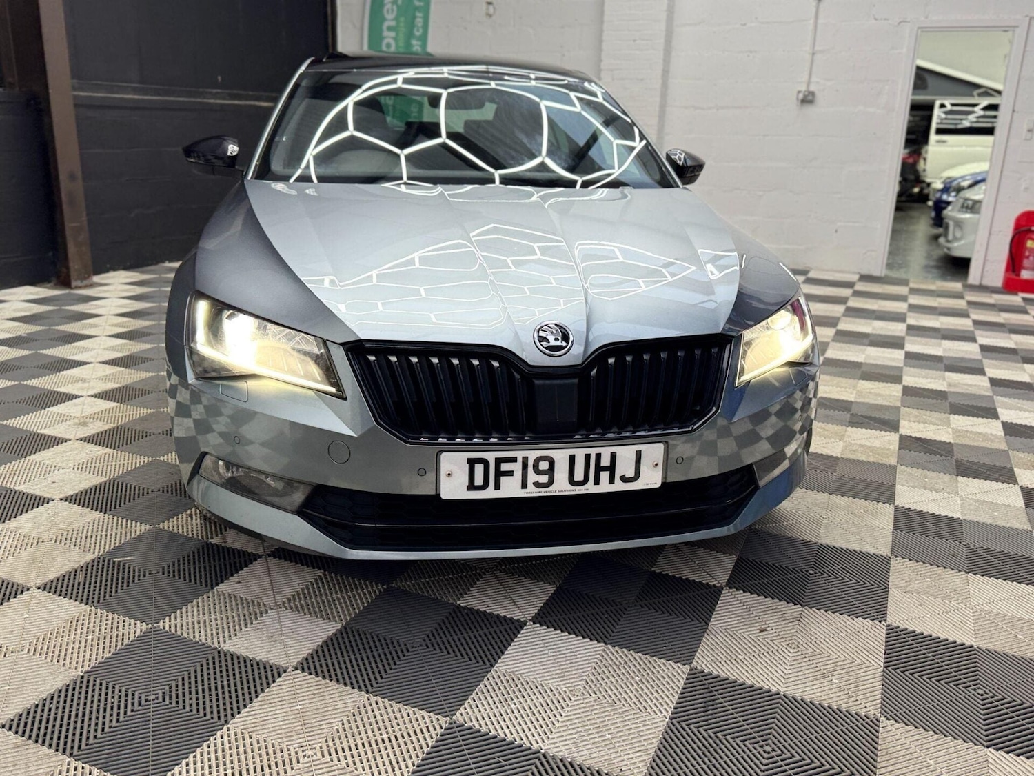 Used Skoda Superb 2019 for sale - 77878003: Photo 8