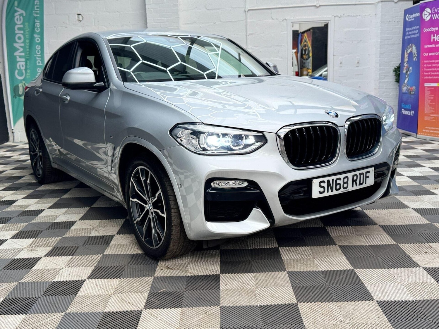 Used BMW X4 2019 for sale - 77878001: Photo 9