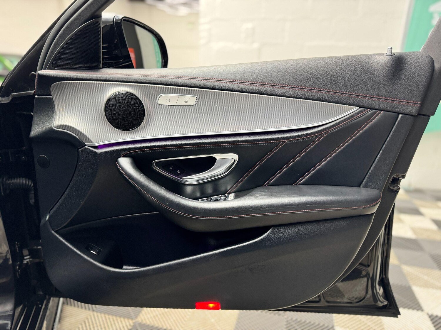 Used Mercedes-Benz E Class 2017 for sale - 77612710: Photo 31