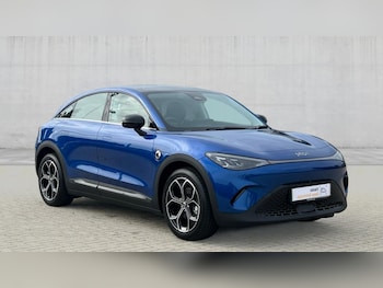 2025 - 200kW Pro 49kWh 5dr Auto