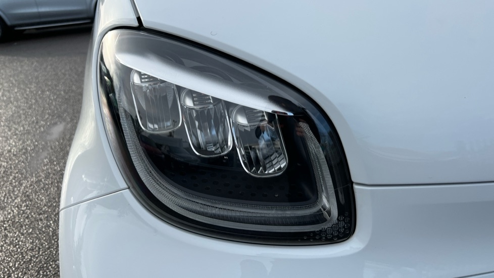 Used smart fortwo 2021 for sale - 76738081: Photo 20