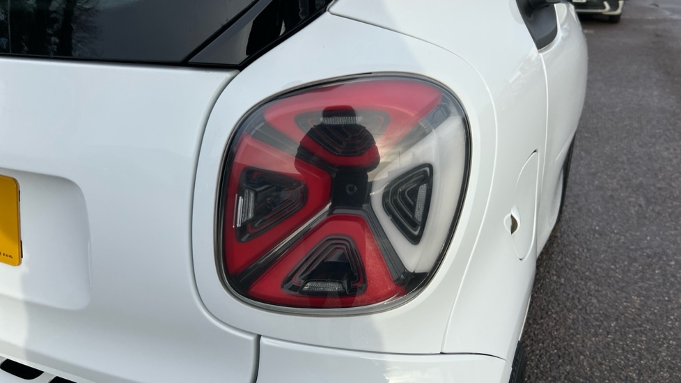 Used smart fortwo 2021 for sale - 76738081: Photo 21