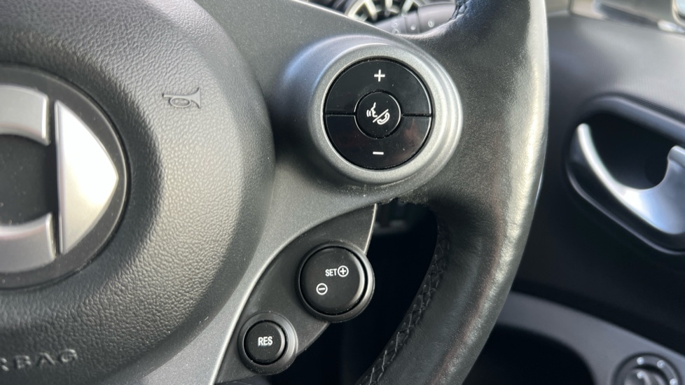 Used smart fortwo 2021 for sale - 76738081: Photo 38