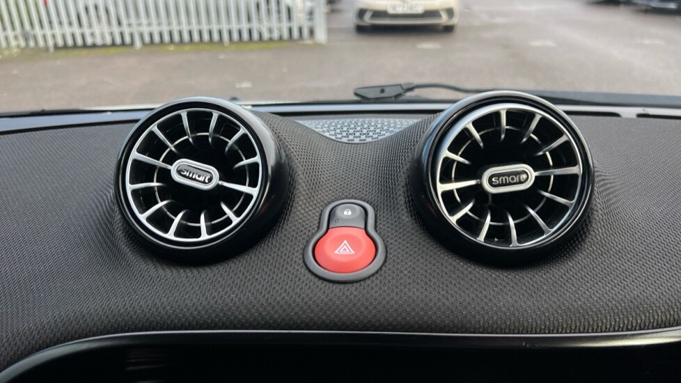 Used smart fortwo 2021 for sale - 76738081: Photo 39