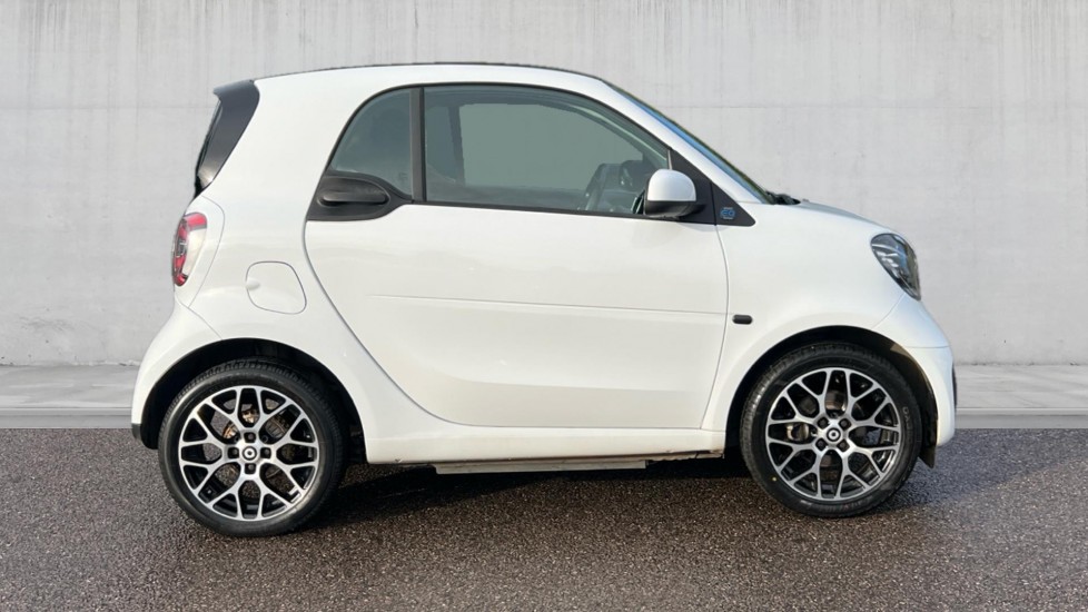 Used smart fortwo 2021 for sale - 76738081: Photo 4