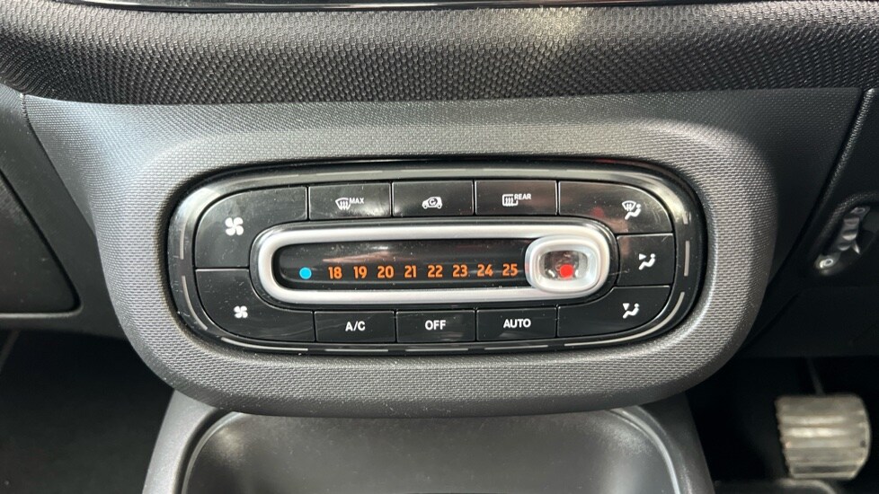 Used smart fortwo 2021 for sale - 76738081: Photo 42