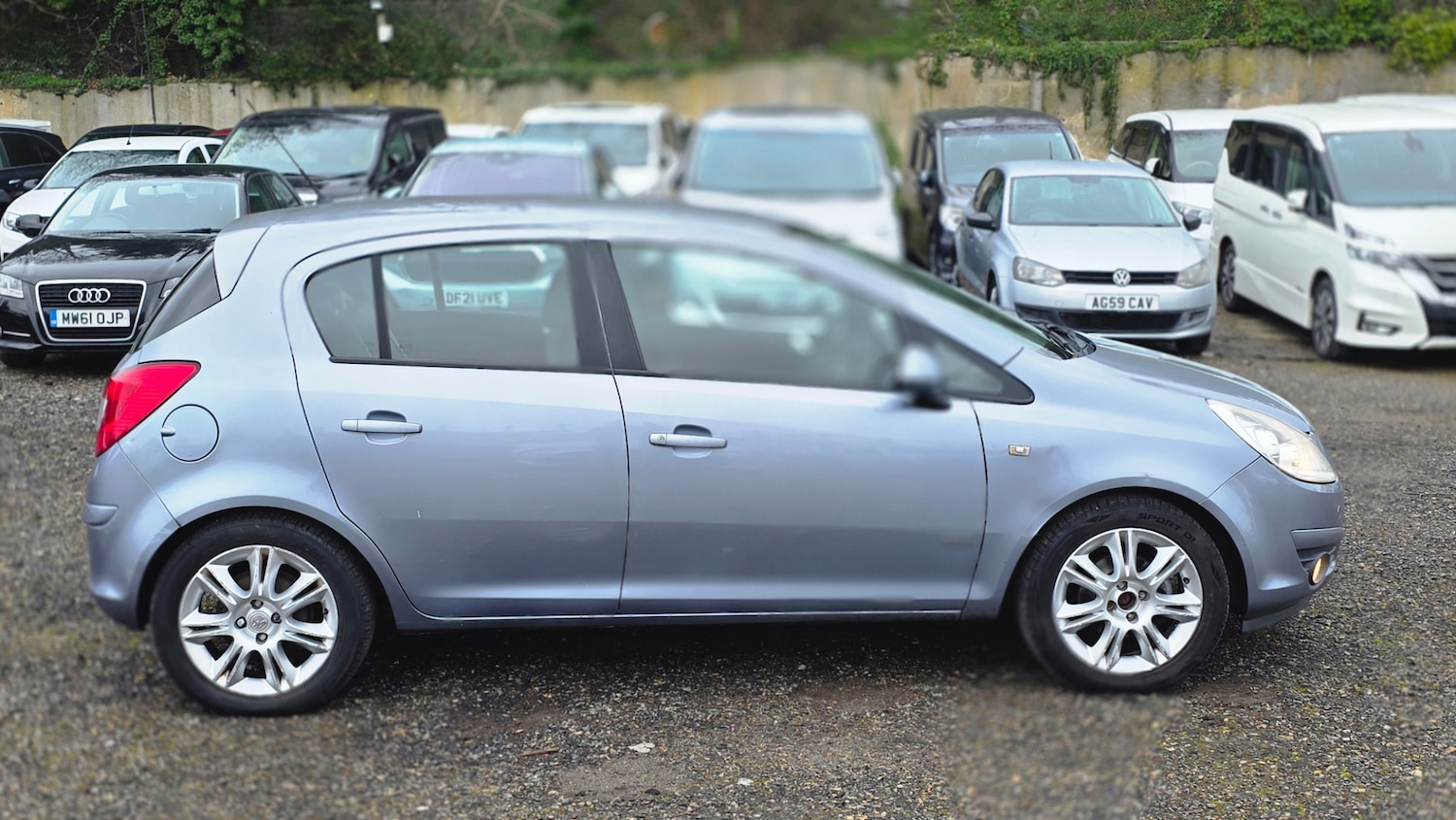 Used Vauxhall Corsa 2009 for sale - 77704581: Photo 8