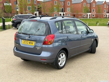 Used Toyota Corolla Verso 2003 for sale - 78521100: Photo