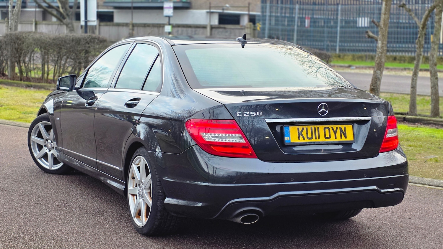 Used Mercedes-Benz C Class 2011 for sale - 77381729: Photo 3