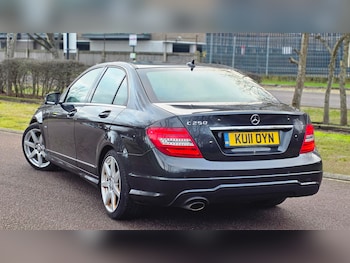 Used Mercedes-Benz C Class 2011 for sale - 77381729: Photo