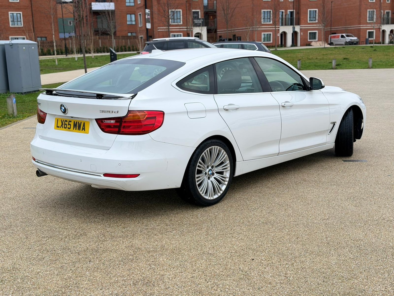 Used BMW 3 Series 2015 for sale - 77592532: Photo 3